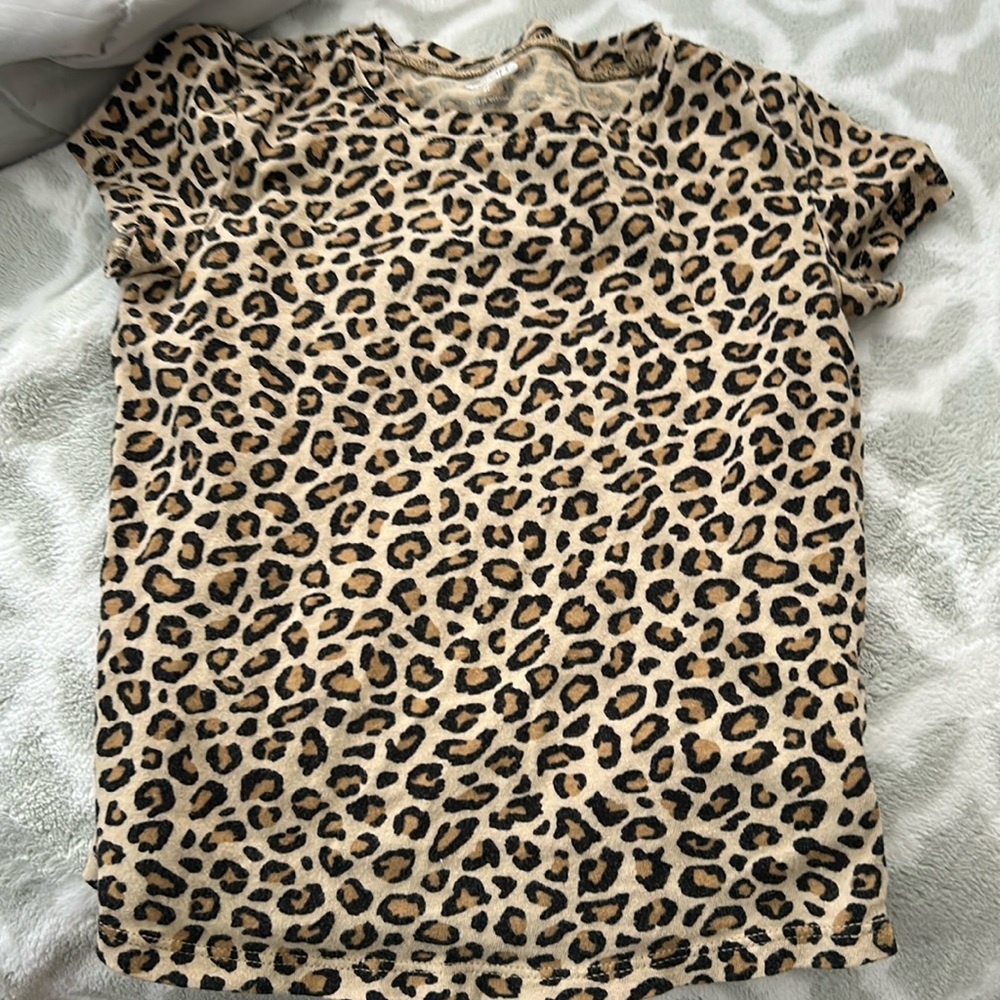 Old navy 4T cheetah print shirt